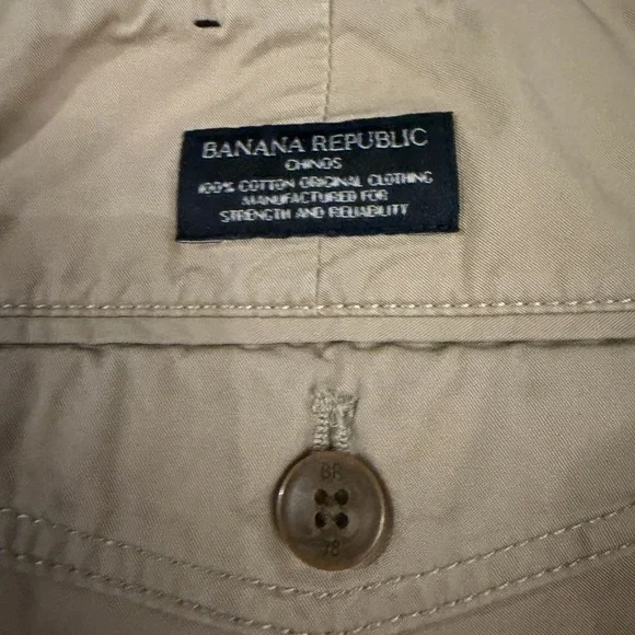 Banana Republic Men's Tan Khaki Aiden Chinos 30x30 - Picture 3 of 5